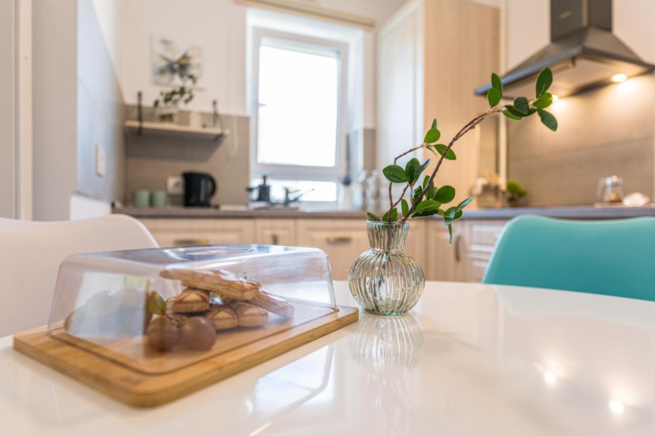 Rentforcomfort Apartment Ella 2 Braşov Dış mekan fotoğraf