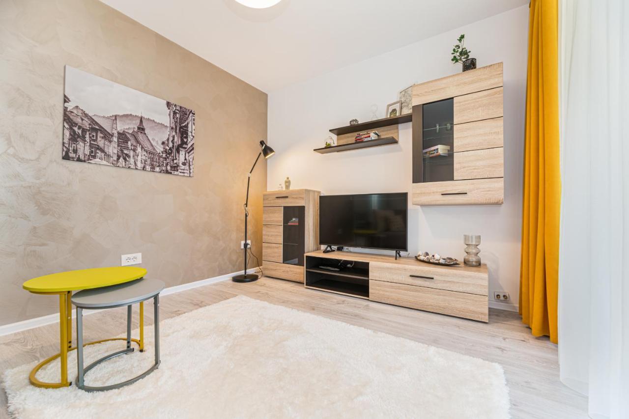 Rentforcomfort Apartment Ella 2 Braşov Dış mekan fotoğraf