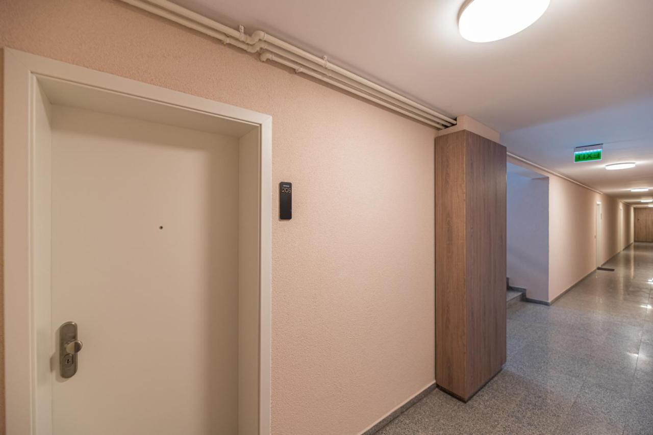Rentforcomfort Apartment Ella 2 Braşov Dış mekan fotoğraf